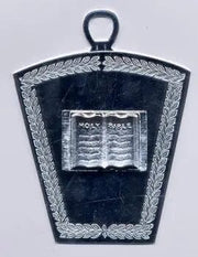 Bijou Chapelain - Maçonnerie de la Marque - Nos Colonnes