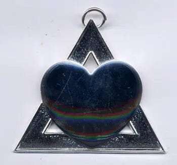 Bijou "Charity Steward" - Nautonier de l’Arche Royale - Nos Colonnes